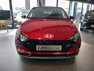 30100 : Hyundai Alès - Auto Hall - HYUNDAI i20 Intuitive - i20 III - Dragon Red Metal - Automate sequentiel - Essence sans plomb