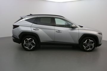 01150 : Stock constructeur - HYUNDAI TUCSON Executive - TUCSON IV - Gris - Boîte automatique - Essence / Courant électrique
