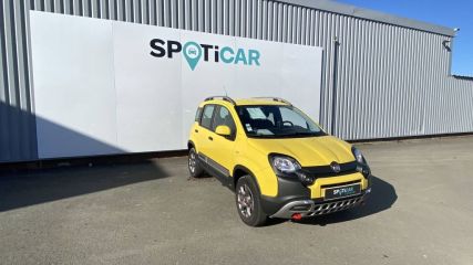 33140 : Hyundai Bordeaux Sud Villenave d&#039;Ornon - Sipa Automobiles - FIAT PANDA SERIE 2 Cross - PANDA III - Jaune - Boîte manuelle - Essence sans plomb