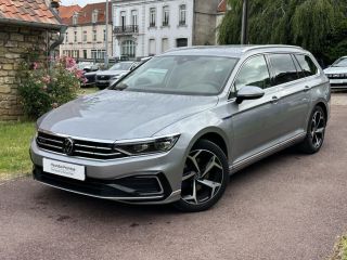 62360 : Hyundai Boulogne-sur-Mer - Garage Du Château - VOLKSWAGEN PASSAT SW GTE Life Plus - PASSAT VIII - Gris - Automate sequentiel - Essence / Courant électrique