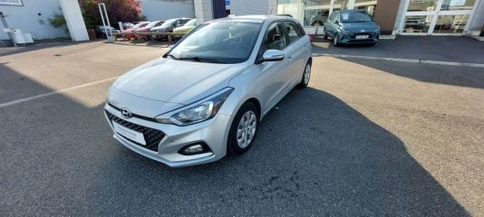 77100 : Hyundai Meaux - Protea by Riester - HYUNDAI i20 Initia - i20 II - GRIS FONCE - Boîte manuelle - Essence sans plomb