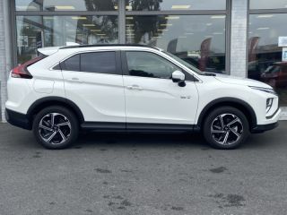 57200 : Hyundai Sarreguemines - Theobald Automobiles - MITSUBISHI Eclipse Cross - Eclipse Cross - Diamond White spécial - Transmission intégrale - Hybride rechargeable : Essence/Electrique