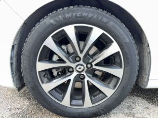 04100 : Hyundai Manosque - Pedinielli - RENAULT CLIO V Intens - CLIO V - BLANC - Boîte hybride multimode - Essence / Courant électrique