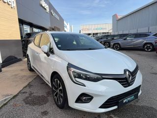 04100 : Hyundai Manosque - Pedinielli - RENAULT CLIO V Intens - CLIO V - BLANC - Boîte hybride multimode - Essence / Courant électrique