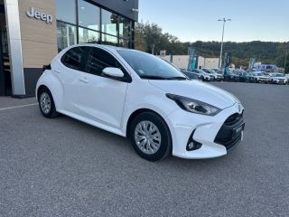 04100 : Hyundai Manosque - Pedinielli - TOYOTA YARIS MY20 France - YARIS IV - Blanc - Boîte manuelle - Essence sans plomb