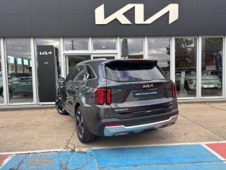 89100 : Hyundai Sens - APS - KIA Sorento - Sorento - Gris Cosmique métallisé - Transmission intégrale - Hybride rechargeable : Essence/Electrique