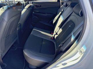 13290 : Hyundai Aix en Provence - Cap Milanesio - HYUNDAI KONA HYBRID Creative - KONA - Blanc - Automate sequentiel - Essence / Courant électrique