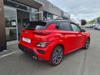 28600 : Hyundai Chartres - Alliance Automobile - HYUNDAI Kona - Kona - Ignite Red/Toit/rétros Black - Traction - Essence/Micro-Hybride