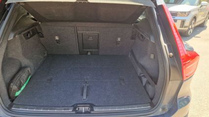 77240 : Hyundai Melun - CAP FOURNIER - VOLVO XC40 Inscription Luxe - XC40 (09/2017-01/2022) - Bleu - Boîte automatique - Diesel