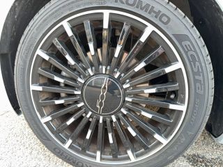 04100 : Hyundai Manosque - Pedinielli - FIAT 500e BERLINE MY22 SERIE 1 STEP 1 La Prima - 500 III - Bleu - Automate à fonct. Continu - Courant électrique