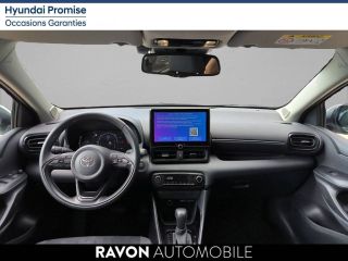 42100 : Hyundai Saint-Etienne - Ravon Automobile - TOYOTA YARIS HYBRIDE Design - YARIS IV - Blanc - Automate à fonct. Continu - Essence / Courant électrique