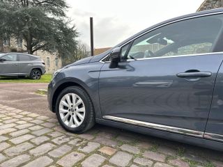 62360 : Hyundai Boulogne-sur-Mer - Garage Du Château - RENAULT CLIO V Intens - CLIO V - Gris - Boîte automatique - Essence sans plomb