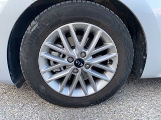 04100 : Hyundai Manosque - Pedinielli - KIA RIO Active - RIO IV - Gris - Boîte manuelle - Essence sans plomb