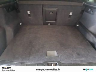 02100 : Hyundai Saint-Quentin - Mary Automobiles - VOLVO XC40 Momentum - XC40 - BLANC - Boîte automatique - Diesel