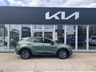 89100 : Hyundai Sens - APS - KIA Sportage - Sportage - Vert Bornéo métallisé - Traction - Hybride : Essence/Electrique