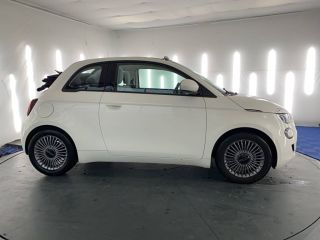 31200 : Hyundai TOULOUSE NORD - AUTO NORD - FIAT 500e CABRIOLET MY22 SERIE 1 STEP 2 Icône - 500 III - Ice White - Automate à fonct. Continu - Courant électrique