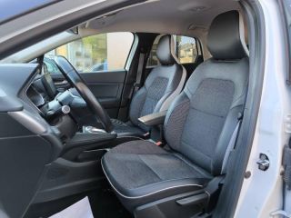 19100 : Hyundai Brive-la-Gaillarde - Garage Pouget - RENAULT Captur - Captur - Blanc Nacre - Traction - Hybride rechargeable : Essence/Electrique