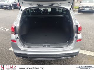 92250 : Hyundai Motor Company - HYUNDAI i30 SW - i30 SW - Shimmering Silver Métal - Traction - Essence/Micro-Hybride