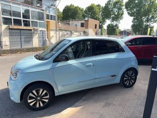 04100 : Hyundai Manosque - Pedinielli - RENAULT TWINGO E-TECH ELECTRIQUE Techno - TWINGO ELECTRIQUE III - Bleu - Automate à fonct. Continu - Courant électrique