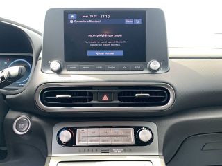 33140 : Hyundai Bordeaux Sud Villenave d&#039;Ornon - Sipa Automobiles - HYUNDAI KONA ELECTRIC Intuitive - KONA ELECTRIQUE - BLEU FONCE - Automate à fonct. Continu - Courant électrique