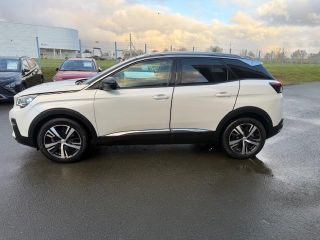 49300 : Hyundai Cholet - Océane Auto - PEUGEOT 3008 Allure Business - 3008 II - Blanc - Boîte automatique - Essence sans plomb