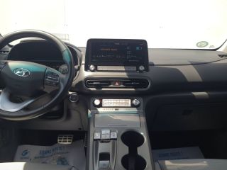 33140 : Hyundai Bordeaux Sud Villenave d&#039;Ornon - Sipa Automobiles - HYUNDAI KONA ELECTRIC Executive - KONA ELECTRIQUE - NOIR - Automate à fonct. Continu - Courant électrique