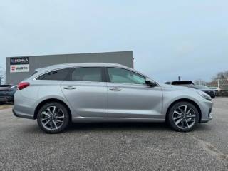 78310 : Hyundai Coignières - Socohy | Groupe Rabot - HYUNDAI i30 SW - i30 SW - Shimmering silver - Traction - Essence/Micro-Hybride