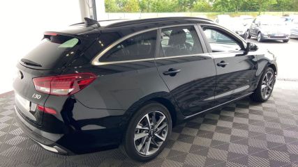 85000 : Hyundai MoceanRent | La Roche-sur-Yon - Océane Auto - HYUNDAI i30 SW Creative - i30 III - Noir - Boîte séquentielle - Essence sans plomb