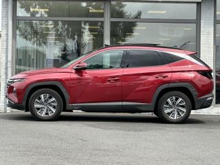 57200 : Hyundai Sarreguemines - Theobald Automobiles - HYUNDAI Tucson - Tucson - Sunset Red Métal - Transmission intégrale - Hybride rechargeable : Essence/Electrique
