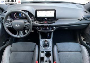 13200 : HYUNDAI Arles - Lexa Automobile - HYUNDAI i30 N Line - i30 III - Blanc - Boîte manuelle - Essence sans plomb
