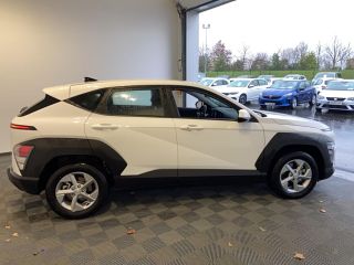 85000 : Hyundai MoceanRent | La Roche-sur-Yon - Océane Auto - HYUNDAI KONA Intuitive - KONA II - Blanc - Automate sequentiel - Essence / Courant électrique