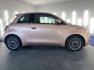 31200 : Hyundai TOULOUSE NORD - AUTO NORD - FIAT 500e BERLINE MY22 SERIE 1 STEP 2 Icône - 500 III - Rose - Automate à fonct. Continu - Courant électrique