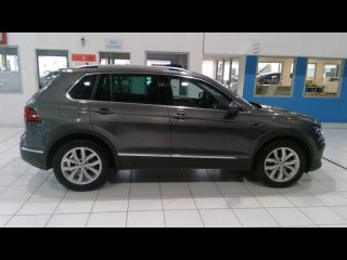 82005 : Hyundai Montauban - Pierre Guirado Automobiles - VOLKSWAGEN Tiguan - Tiguan - Gris - Traction - Essence