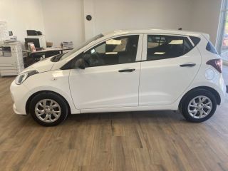 83130 : Hyundai Toulon - Autodif SAS - Groupe BALDASSARI - HYUNDAI i10 Initia - i10 II - Blanc - Boîte manuelle - Essence sans plomb