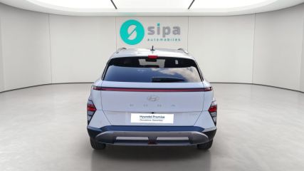 33140 : Hyundai Bordeaux Sud Villenave d'Ornon - Sipa Automobiles - HYUNDAI KONA Executive - KONA II - Blanc - Automate sequentiel - Essence / Courant électrique