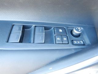 52000 : Hyundai Chaumont - Garage Michel Bazin - SUZUKI Swace - Swace - Precious Silver - Traction - Hybride : Essence/Electrique