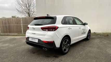 85000 : Hyundai La Roche-sur-Yon - Océane Auto - HYUNDAI i30 N Line - i30 III - Blanc - Boîte séquentielle - Essence sans plomb