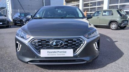 60880 : Hyundai Compiègne - Groupe PROTEA - HYUNDAI IONIQ Business - IONIQ - Gris - Automate sequentiel - Essence / Courant électrique