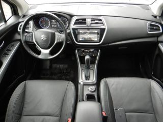 52000 : Hyundai Chaumont - Garage Michel Bazin - SUZUKI S-Cross - S-Cross - Cool White Pearl - Transmission intégrale - Essence
