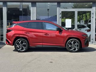 57100 : Hyundai Thionville - Théobald Automobiles - HYUNDAI Tucson - Tucson - Ultimate Red Métal - Traction - Hybride : Essence/Electrique