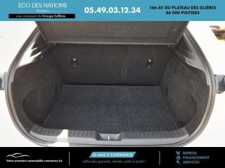 86000 : Hyundai Poitiers - Eco des Nations - MAZDA CX-30 - CX-30 - Blanc - Traction - Essence/Micro-Hybride