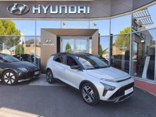 19100 : Hyundai Brive-la-Gaillarde - Garage Pouget - HYUNDAI Bayon - Bayon - Sleek Silver Métal/Toit/rétros Black - Traction - Essence/Micro-Hybride