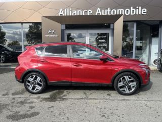 28600 : Hyundai Chartres - Alliance Automobile - HYUNDAI Bayon - Bayon - Dragon Red Métal - Traction - Essence/Micro-Hybride