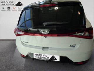 13730 : Hyundai Marignane - Cap Milanesio - HYUNDAI i20 Creative - i20 III - Polar White/Phantom Black - Automate sequentiel - Essence sans plomb