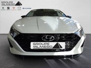 13730 : Hyundai Marignane - Cap Milanesio - HYUNDAI i20 Creative - i20 III - Polar White/Phantom Black - Automate sequentiel - Essence sans plomb