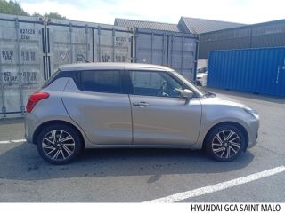 35400 : Hyundai Saint-Malo - GCA - SUZUKI Swift - Swift - Rouge - Traction - Essence/Micro-Hybride