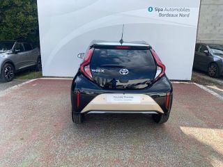 33110 : Hyundai Bordeaux Nord Le Bouscat - Sipa Automobiles - TOYOTA AYGO X Air Collection - AYGO X (10/2023) - Beige - Boîte manuelle - Essence sans plomb