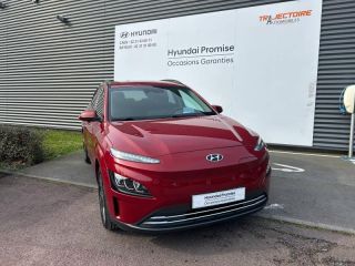 14100 : Hyundai Lisieux - Trajectoire Automobiles - HYUNDAI Kona - Kona - Sunset Red Métal - Traction - Electrique