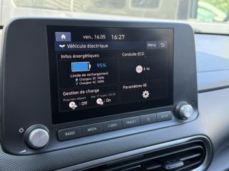 45000 : Hyundai Orléans Motors - HYUNDAI Kona - Kona - Bleu - Traction - Electrique