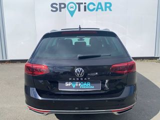 33140 : Hyundai Bordeaux Sud Villenave d&#039;Ornon - Sipa Automobiles - VOLKSWAGEN PASSAT SW Elegance - PASSAT VIII - Noir - Automate sequentiel - Diesel